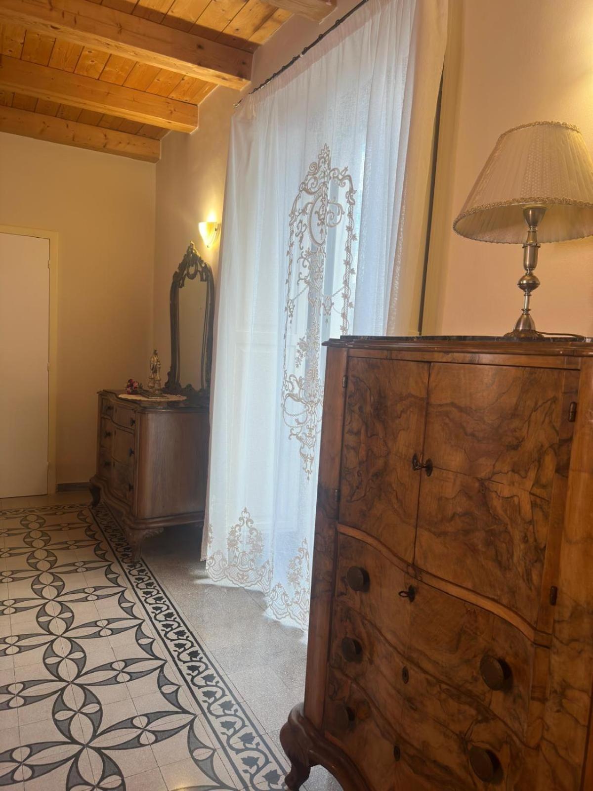 Residenza Gonzaga Hotel Serracapriola Buitenkant foto